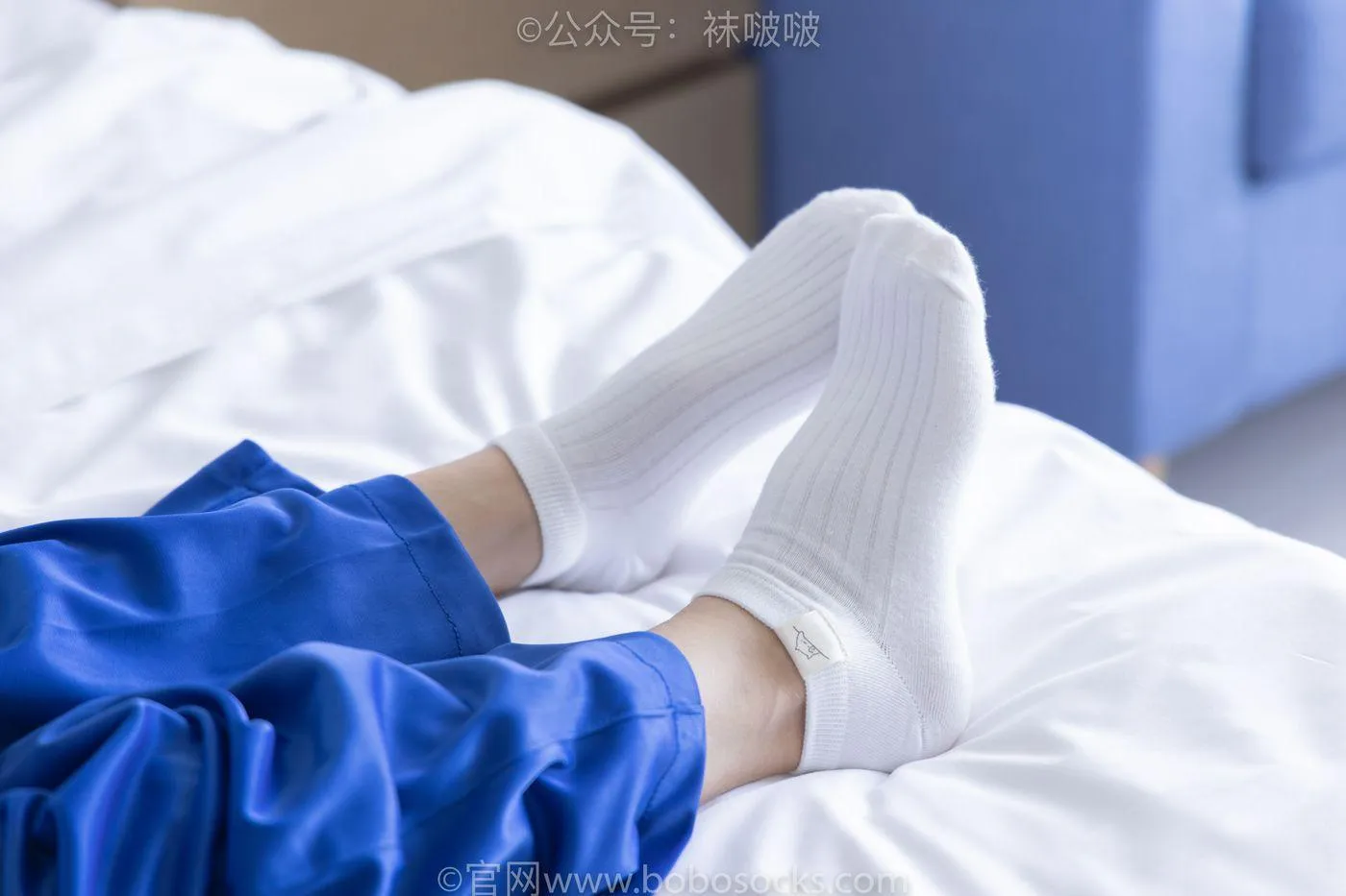 [BoBoSocks袜啵啵]NO.039 小奶熊-校服、vans帆布鞋、短白棉袜、裸足 [154P]插图7